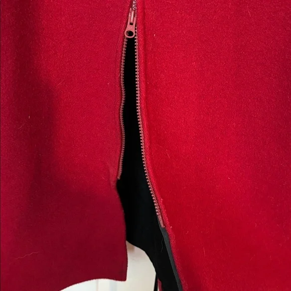 Handcrafted Inuit Parka - Picture 3 of 5